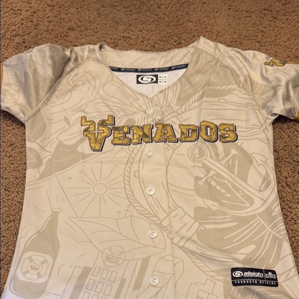 Vendos de Mazatlan- Cream and Gold